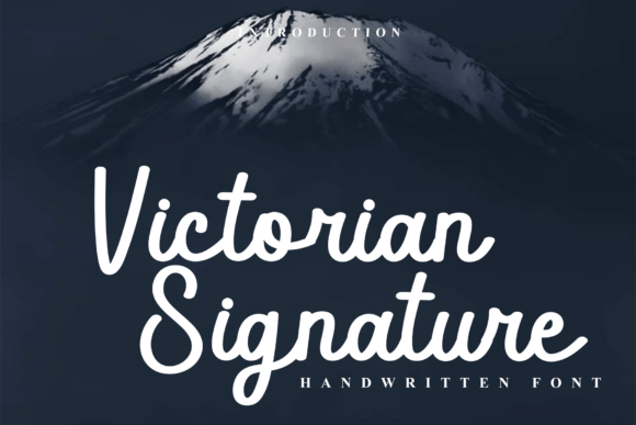 Victorian Signature: Blending Vintage Charm with Modern Design